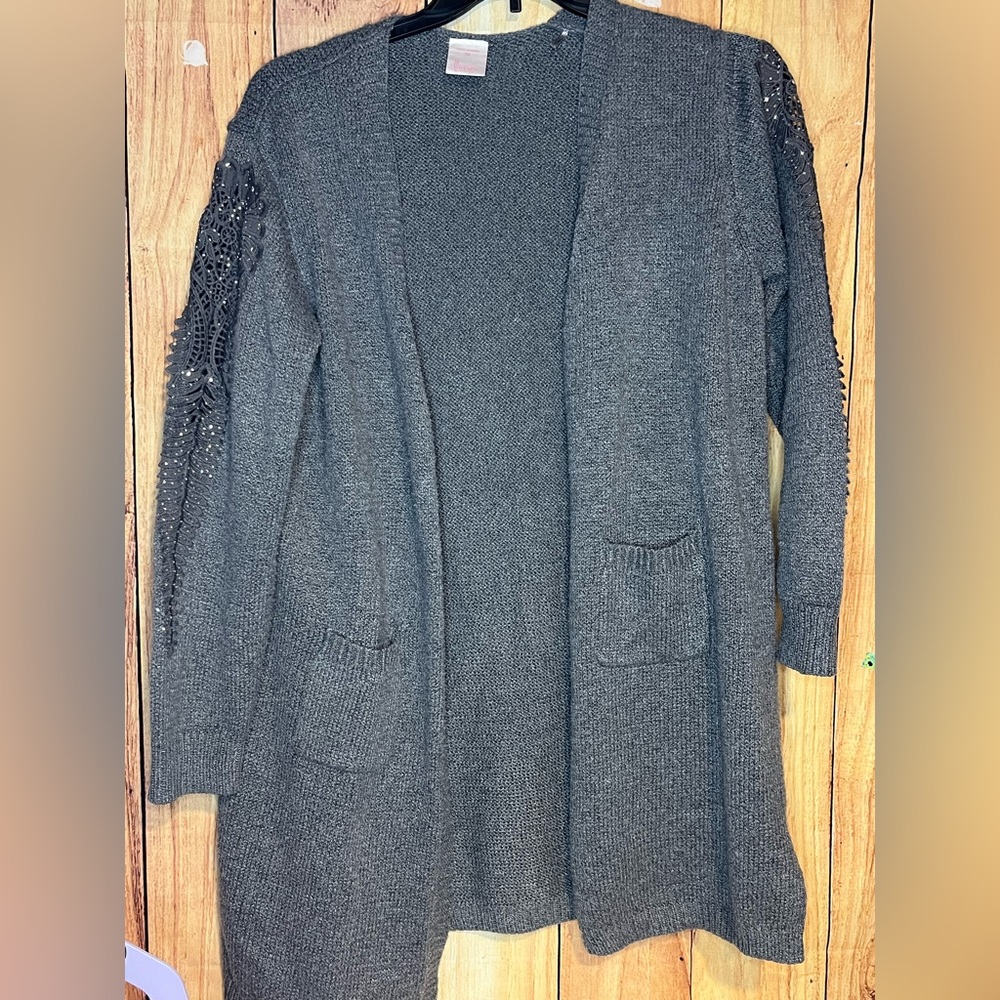 Luna Size XL sweater cardigan with lace detail